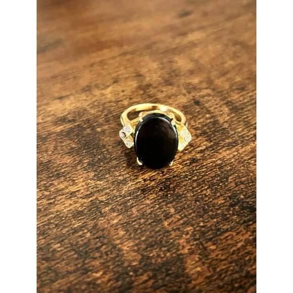 Gold Black Stone Ring - Picture 2 of 4